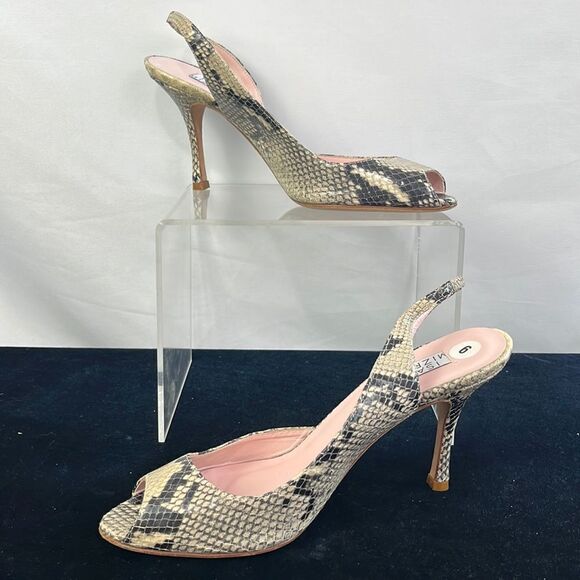 Isaac Mizrahi Snake Pattern Peep Toe Heels - Picture 1 of 12